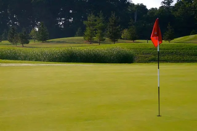 Caradoc Sands Gearing Up To Tee It Up | 105.7 Strathroy Today