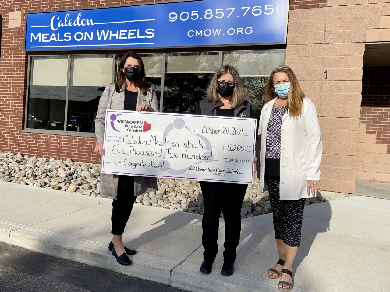 100 Women Who Care Caledon donates $5,200 to Caledon Meals on Wheels