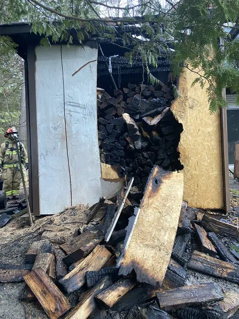 ottawa-fire-services-put-out-fire-in-west-carleton-woodshed-before-it