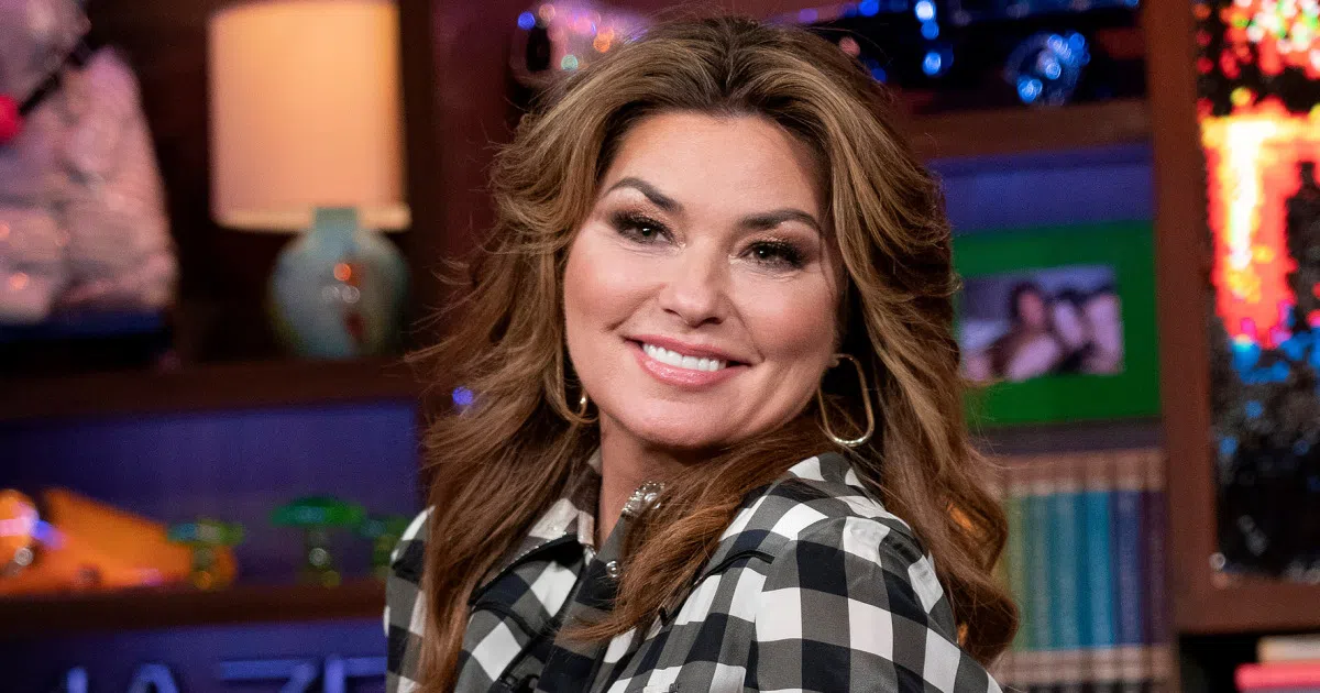 Shania Twain Is Preparing To Hit The Big Screen Q Country 102 9