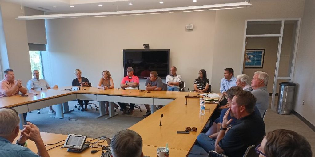 Barickman Meets With Wintergreen Homeowners - Vimarsana News