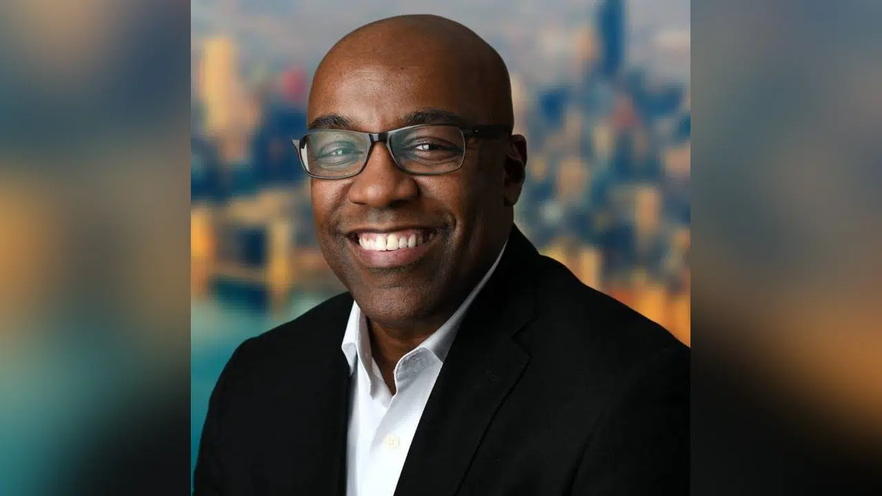 Raoul Seeks To Protect Tipped Workers