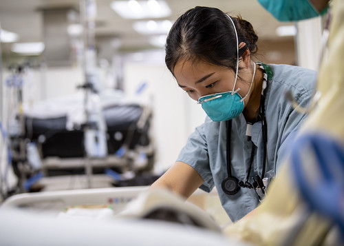 Illinois COVID Hospitalizations Hit All-Time High - Vimarsana News