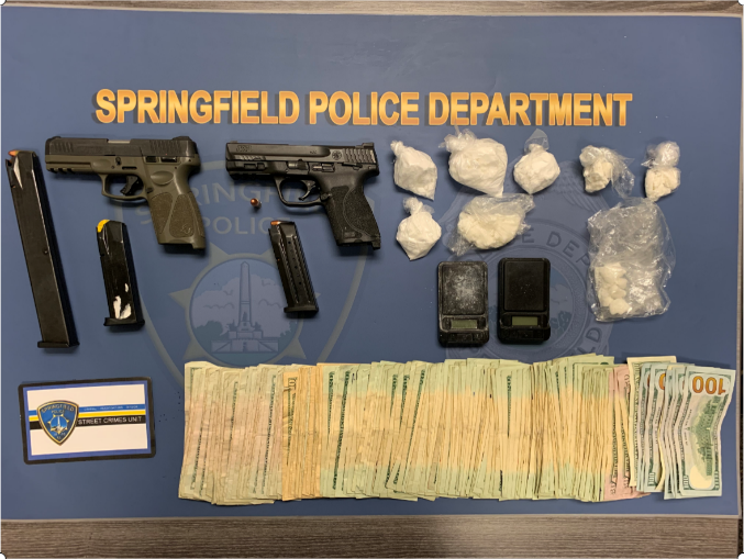 Springfield Man Tries To Flee Cops, Arrested For Drugs And Firearms - Vimarsana News