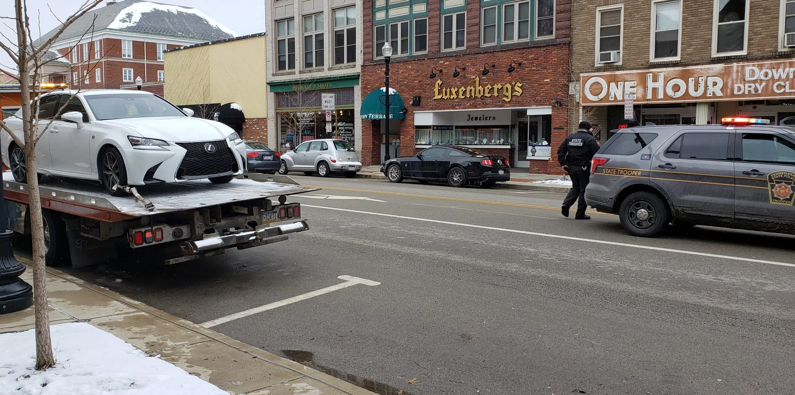 STOLEN CAR FROM CALIFORNIA RECOVERED IN DOWNTOWN INDIANA ...