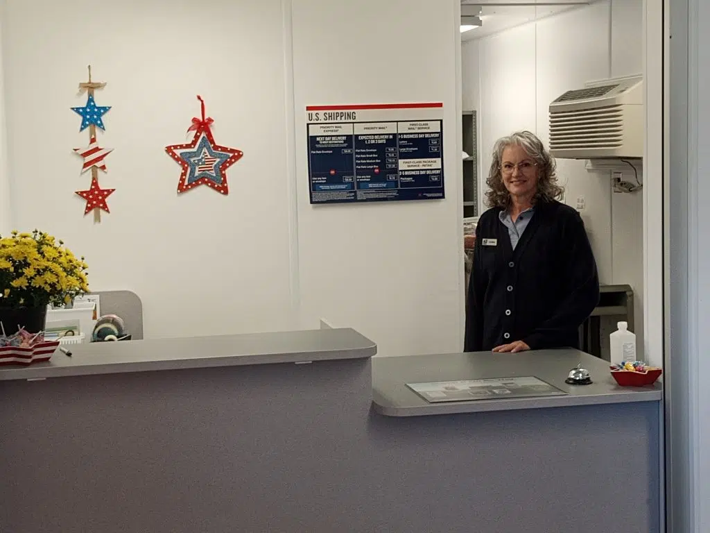 RIBBON CUTTING FOR CORAL POST OFFICE HELD TODAY WDAD AM1450 & 100.3FM