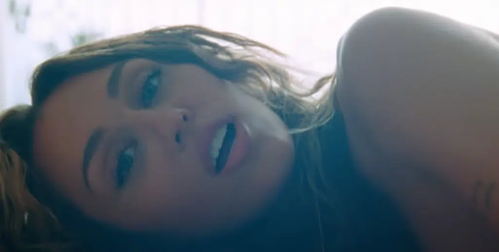 (Official Video) Miley Cyrus – Jaded | ENERGY 106 · Winnipeg's #1 ...