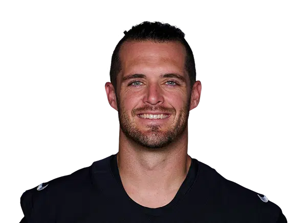 Saints sign quarterback Derek Carr to four-year contract