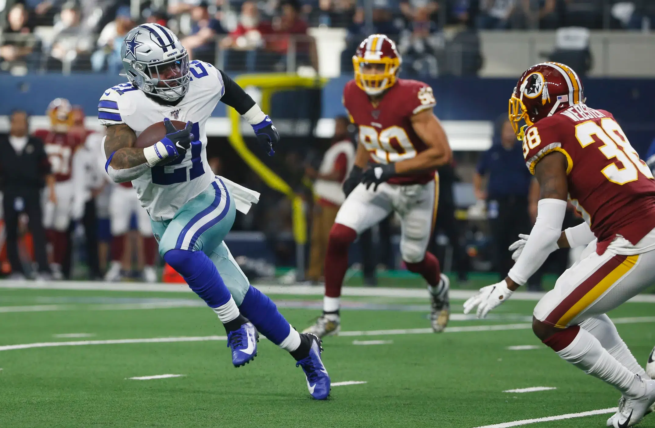 NFL news: Ezekiel Elliott tests positive to coronavirus