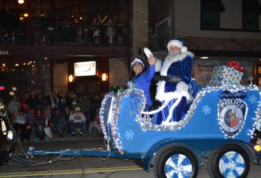 Seguin Police Department to lead this year’s holiday parade Seguin Today