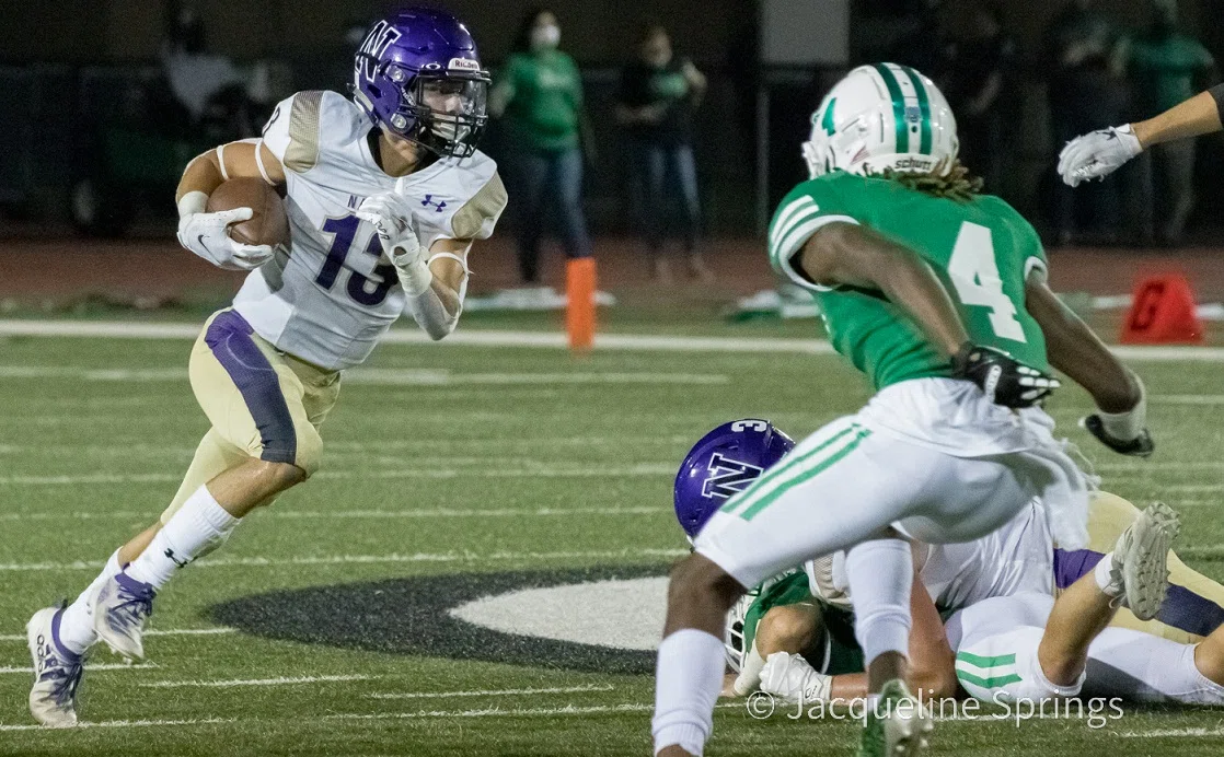 Navarro Panthers and Cuero Gobblers meet in rivalry game on KWED