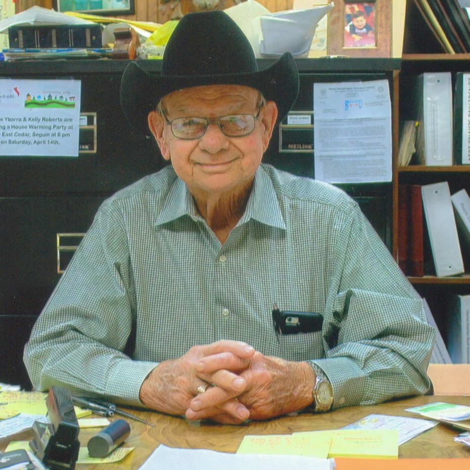 Seguin community mourns the loss of Charlie Koehler - Vimarsana News