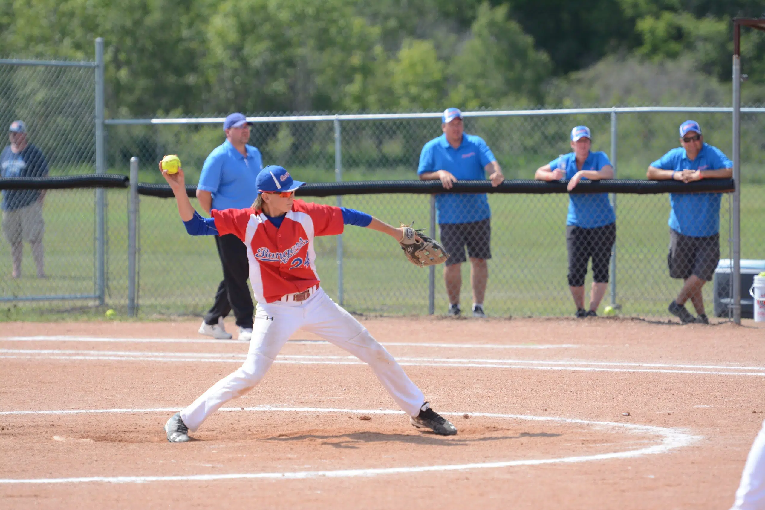 BC teams unstoppable at Western Canadian Softball Championships
