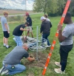 Seymour builds 9-hole disc course