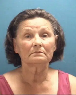 Columbus woman charged with criminal tresspassing