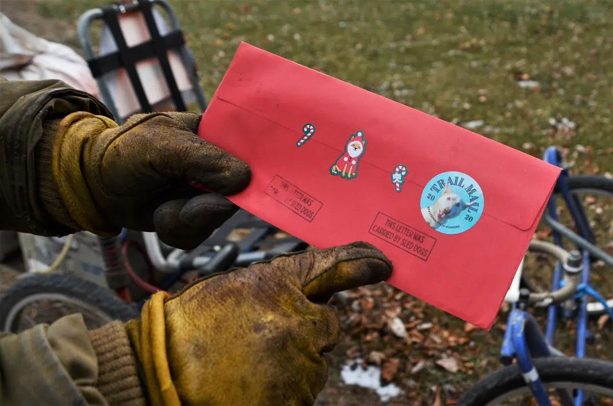 trail-mail-northwoods-musher-carries-holiday-cards-via-sled-dog-to