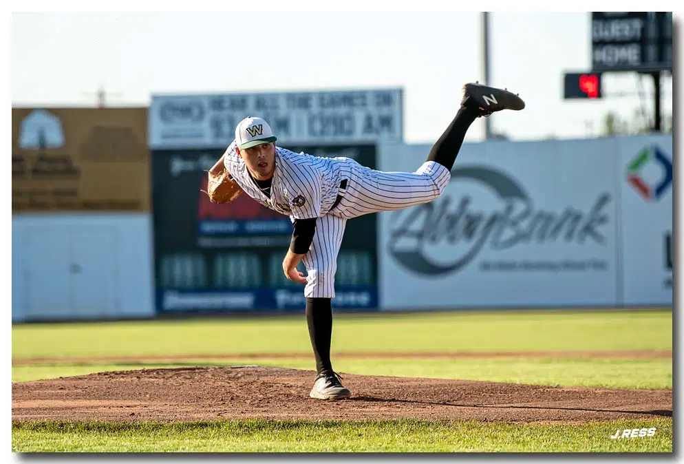 Jared Pettitte, son of Andy, signs with Derek Jeter's Marlins