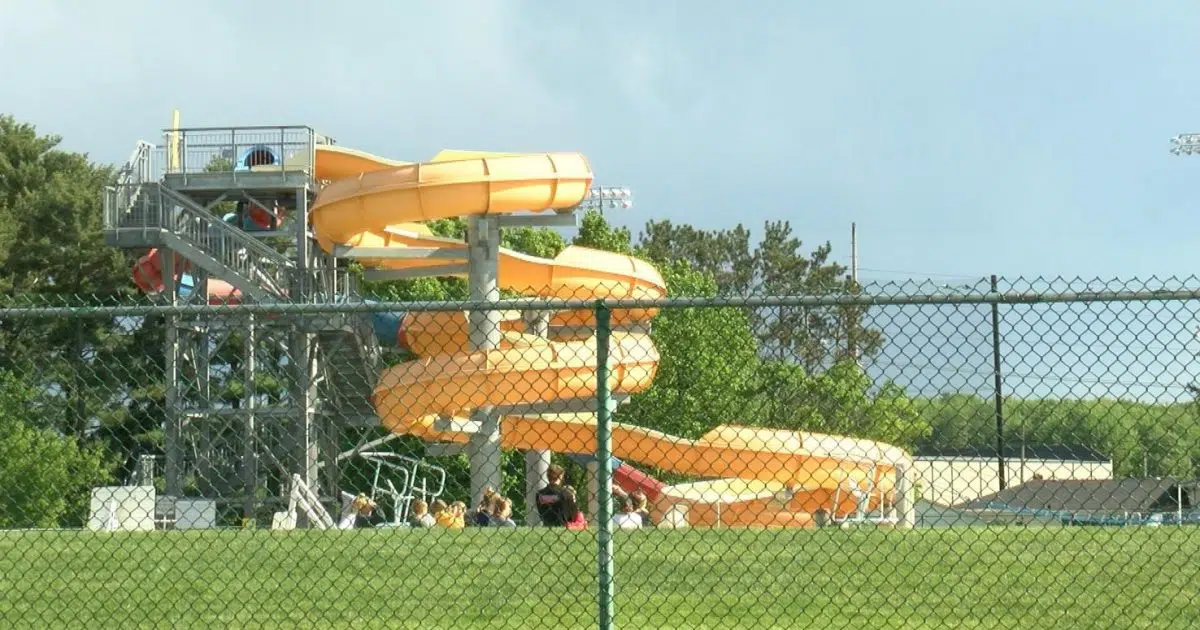 Weston municipal pool leaking WSAU News/Talk 550 AM · 99.9 FM