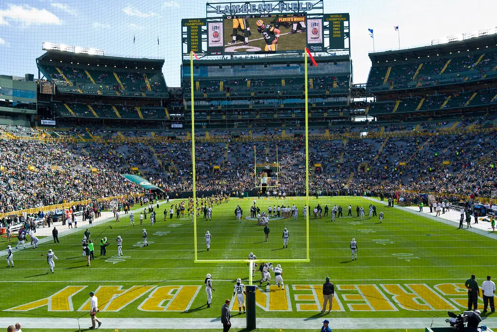 Packers begin 2023 at Chicago, play on Thanksgiving & New Year's Eve