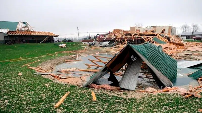 Storms flatten buildings, leave thousands without power | EverythingGP