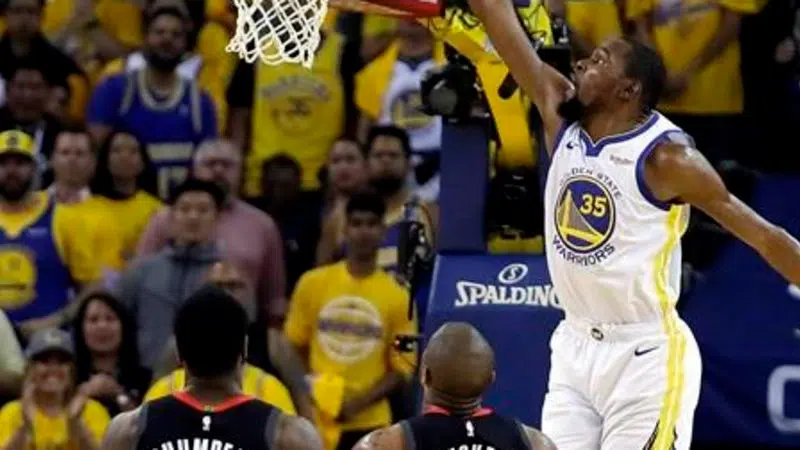 Warriors Star Kevin Durant Leaves With Calf Injury | EverythingGP