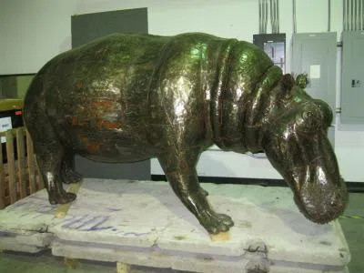 This hippo is made of scrap metal from oil drums, construction materials and crashed cars!