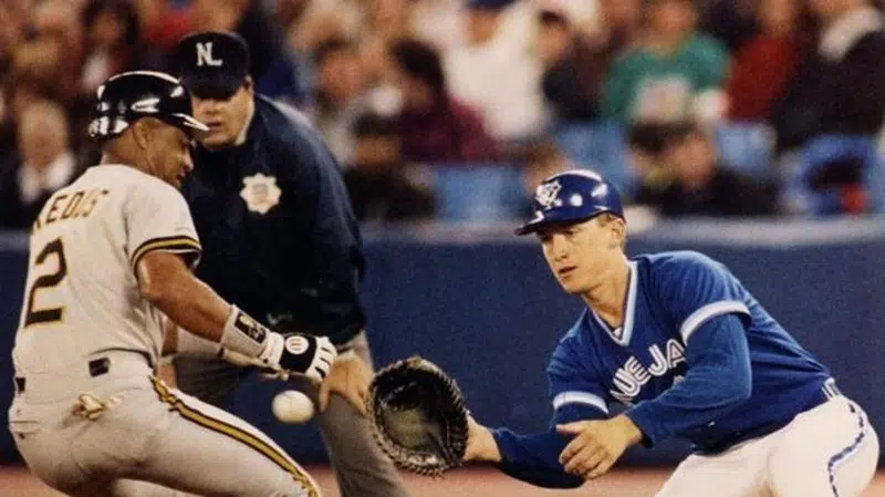 Inside the legend of John Olerud, college baseball's two-way star