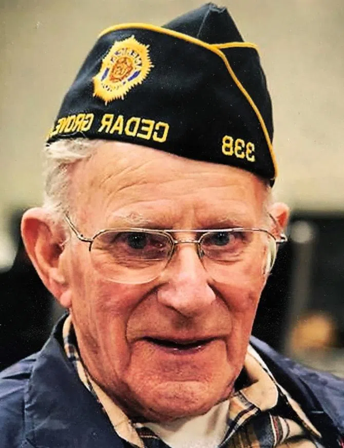 Carl Kettleson 1330 & 101.5 WHBL