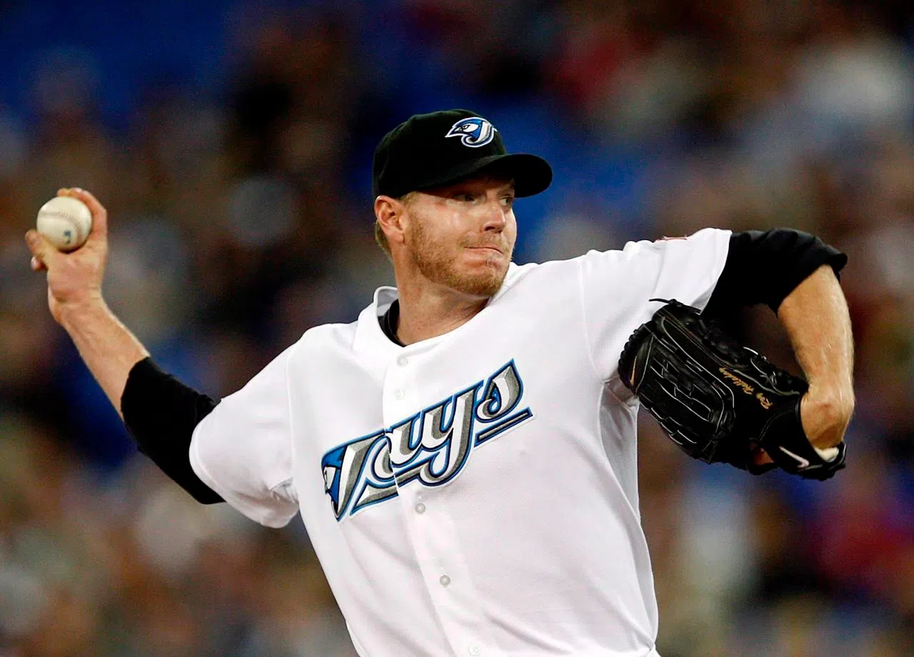 Blue Jays plan to honour Halladay's memory before 2018 home opener