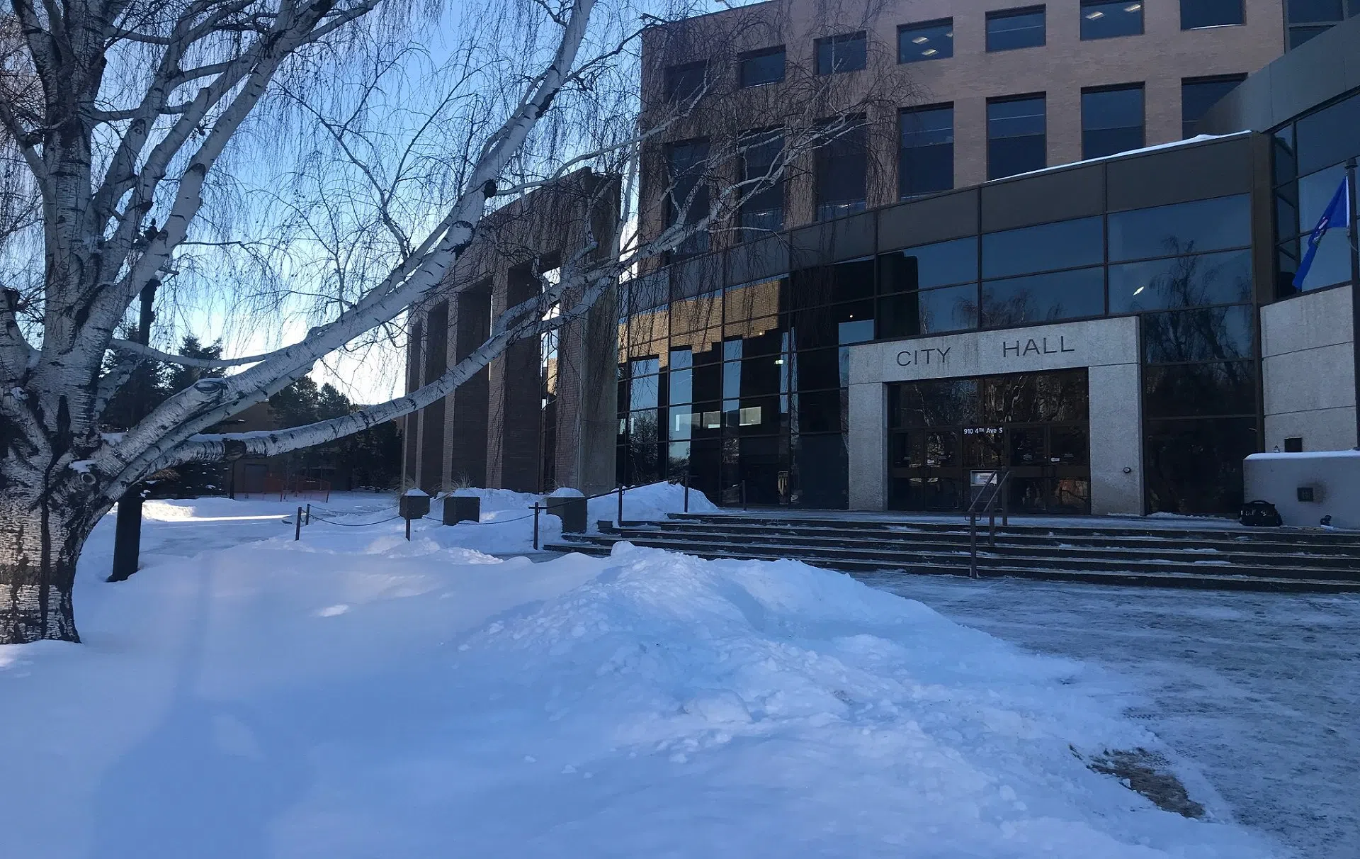 Lethbridge City Council votes to set reserve bids for properties with outstanding taxes