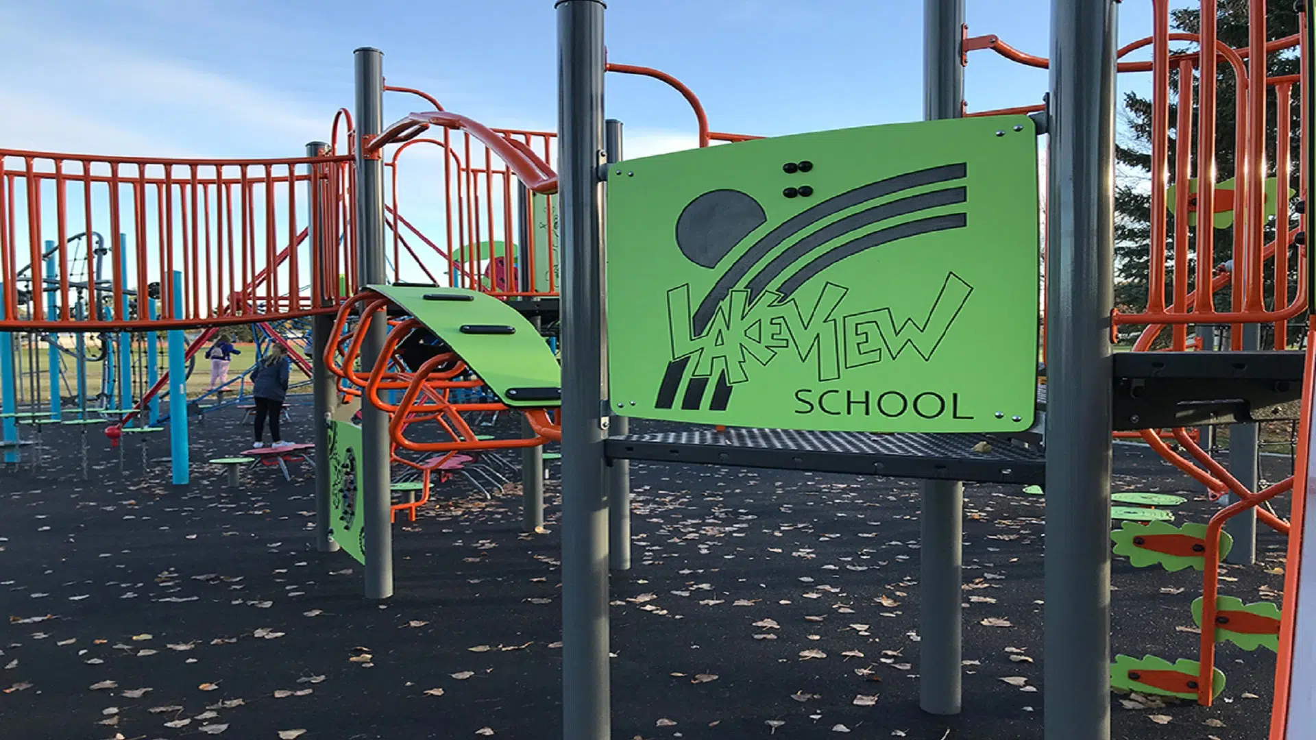 New community playground opens at Lakeview Elementary School