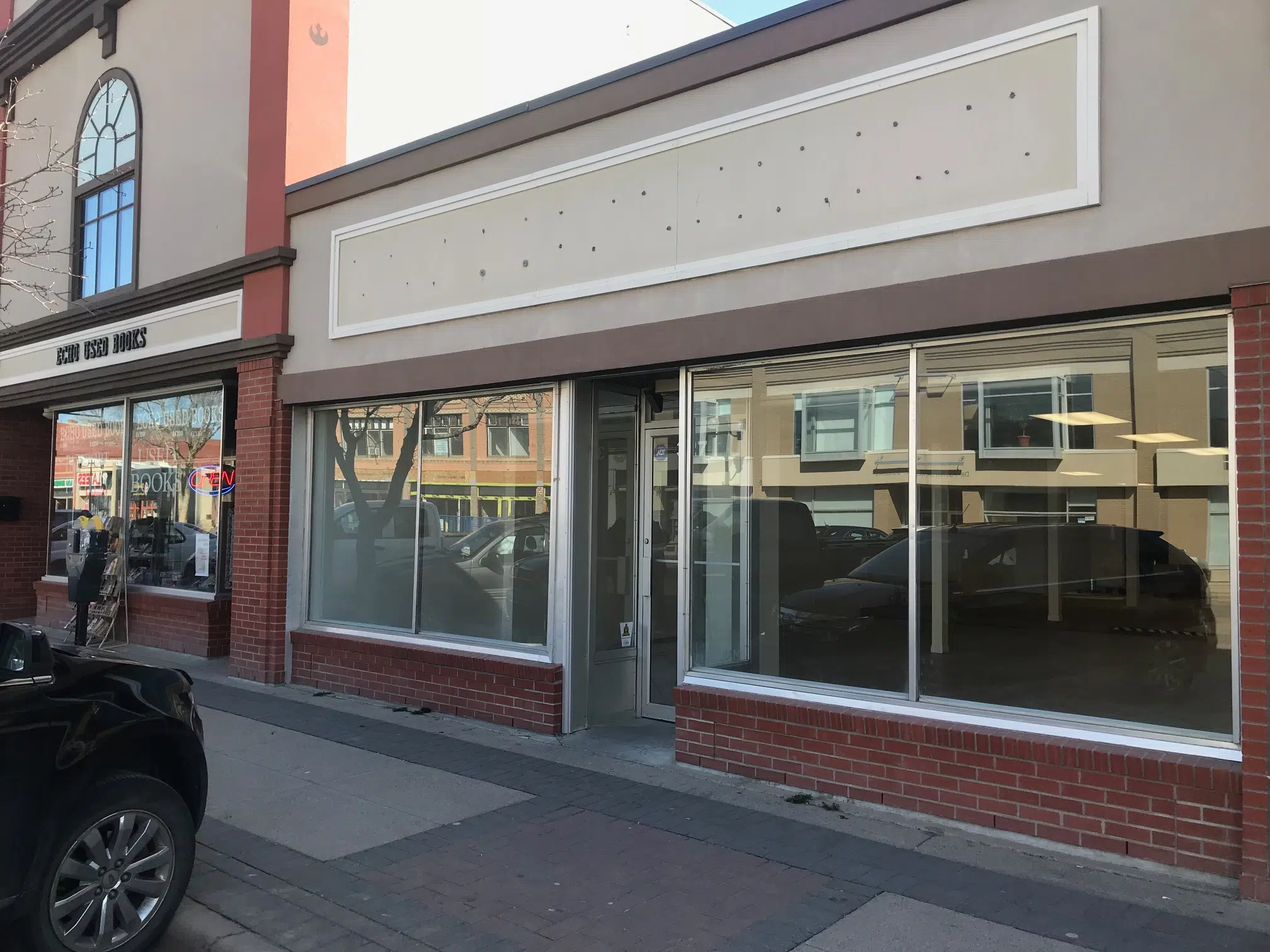 tourist information center lethbridge