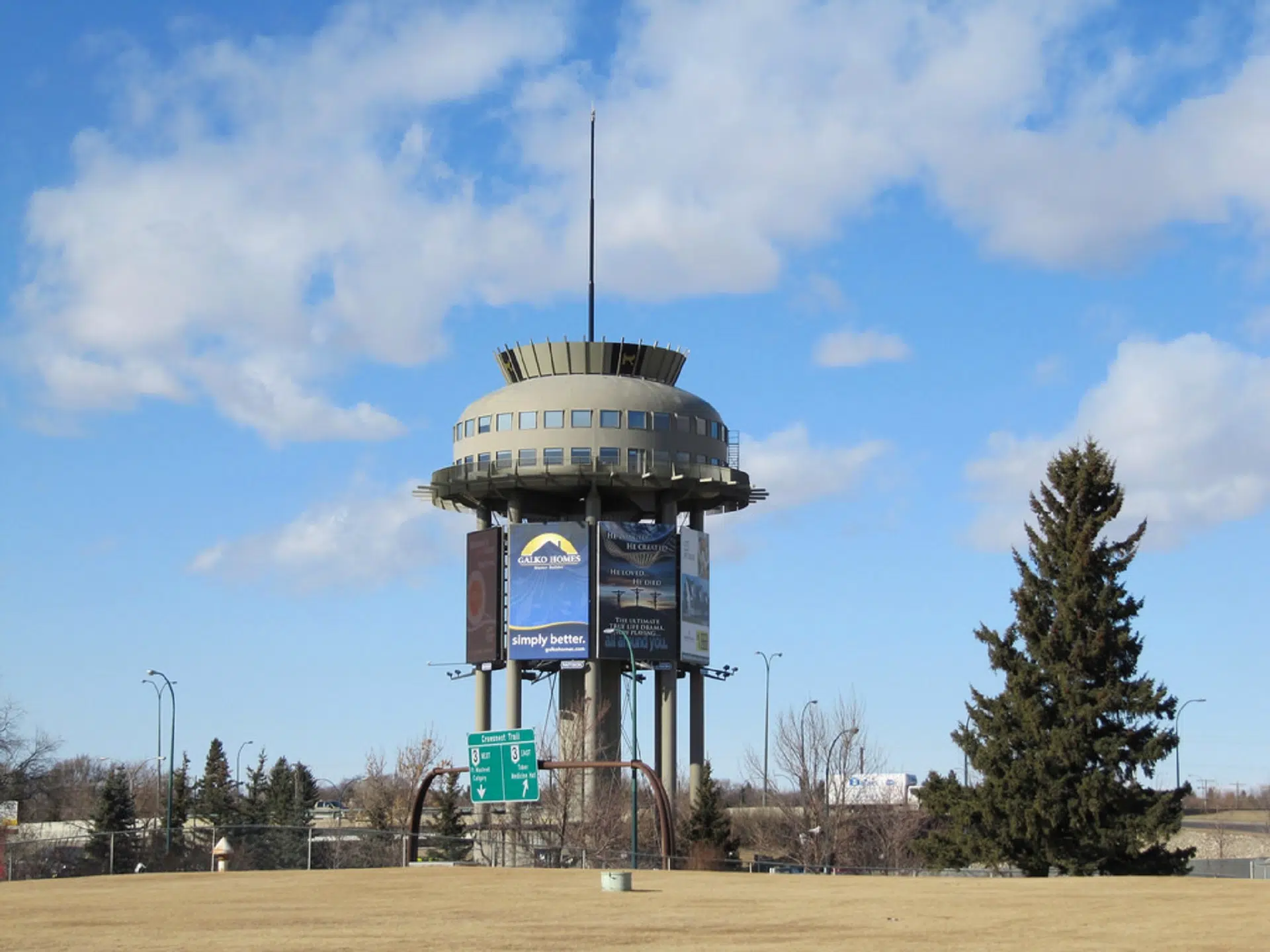 Talks to turn Lethbridge’s water tower back to restaurant and lounge on