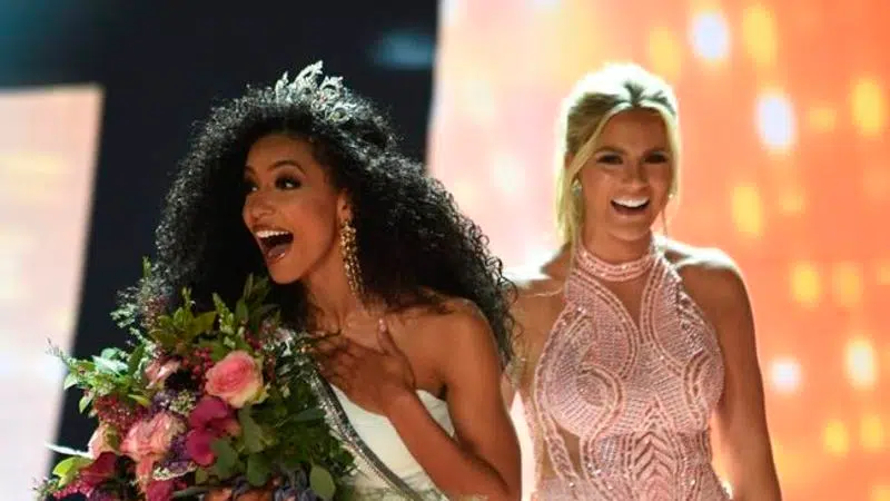 North Carolina Lawyer Cheslie Kryst Named Miss Usa 2019 Lethbridge News Now