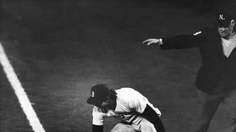 Bill Buckner, forever known for 1986 World Series error, dies at