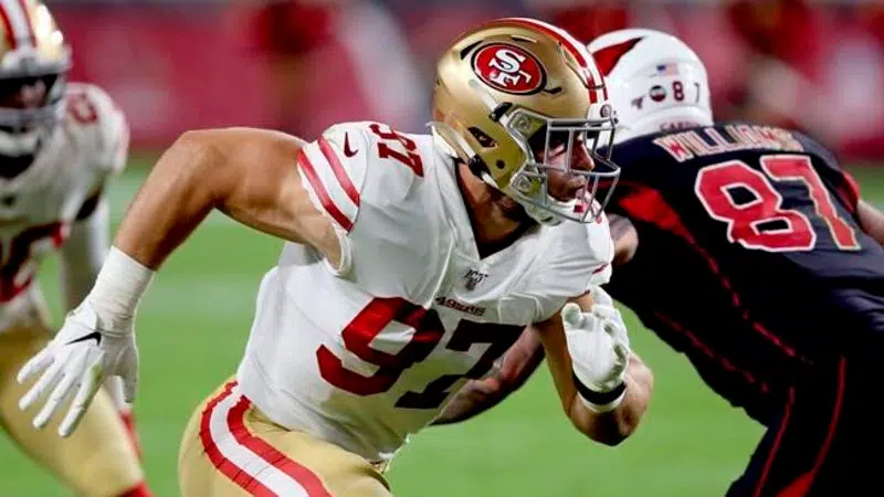 Garoppolo throws 4 TD passes, 49ers beat Cardinals 28-25