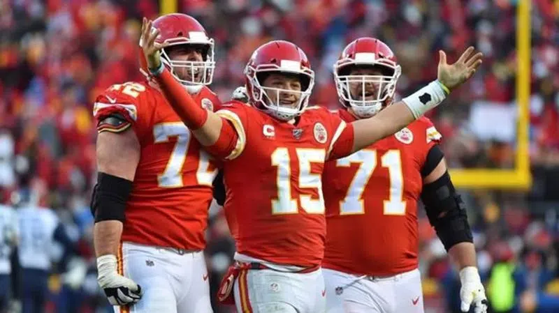 Mahomes' feet, arm lift Chiefs to Super Bowl over Titans