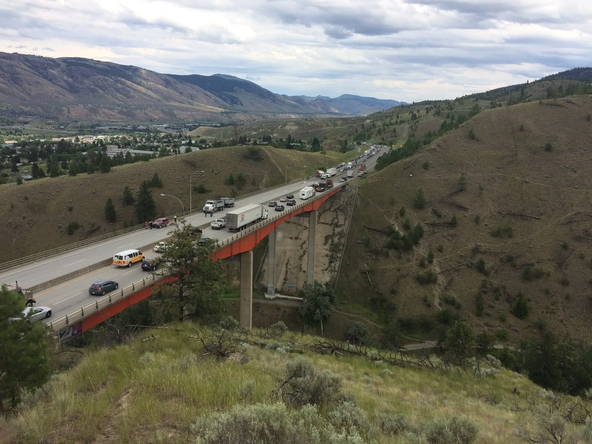 UPDATE Fatal crash closes TransCanada Highway CFJC Today Kamloops