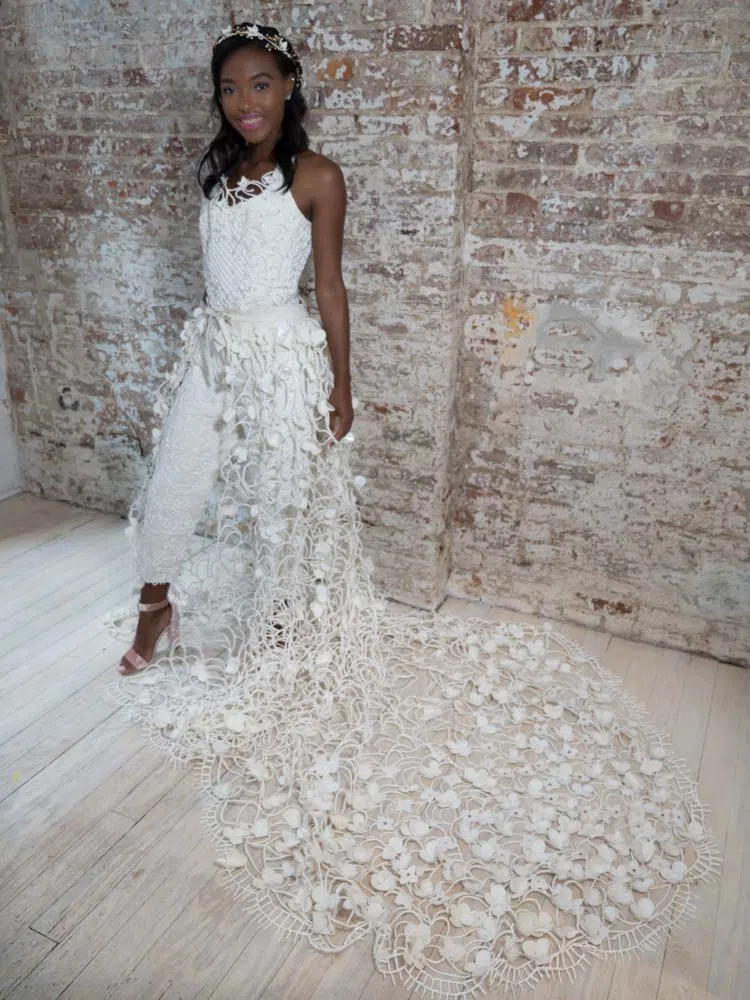 Toilet paper wedding dress from 2017.