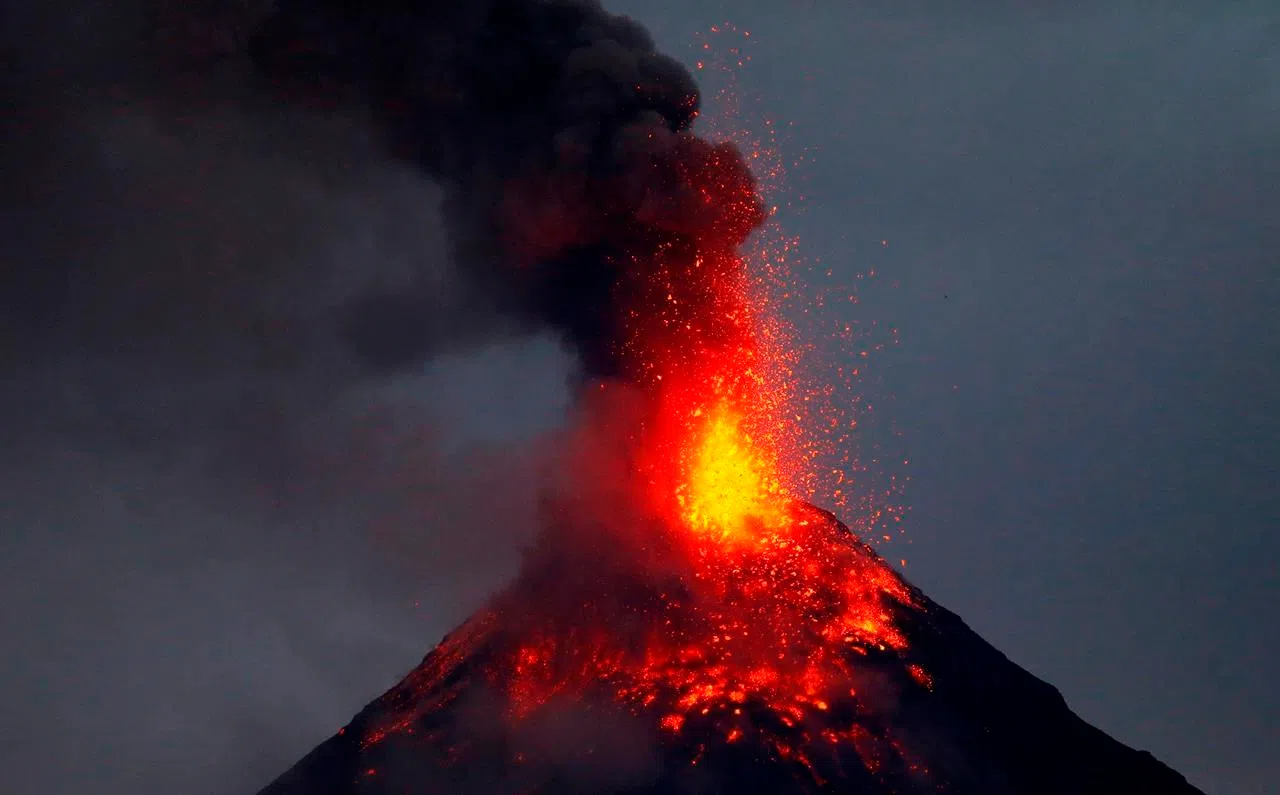 Philippines braces for long emergency as volcano erupts CFJC Today