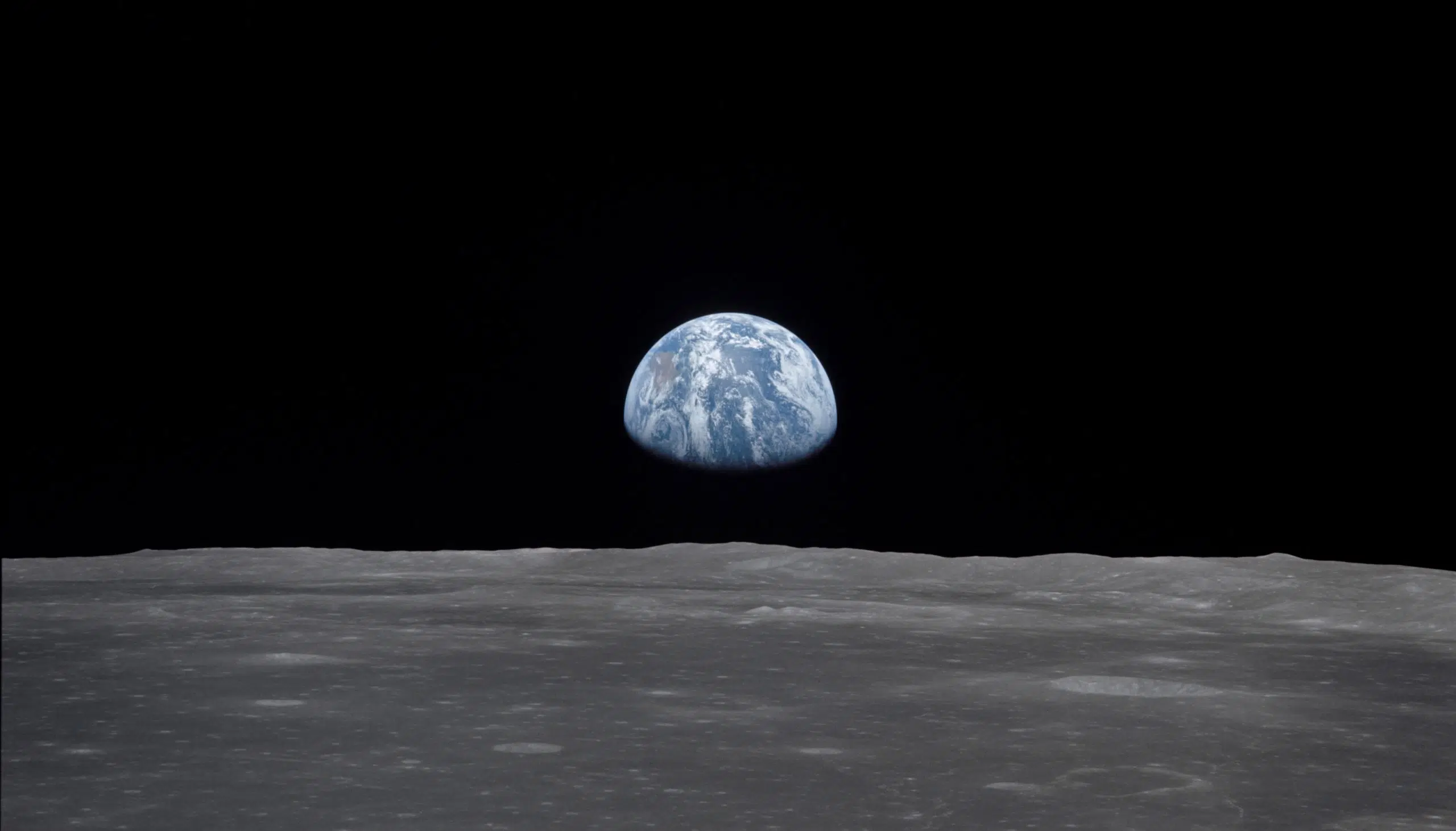 earth rise