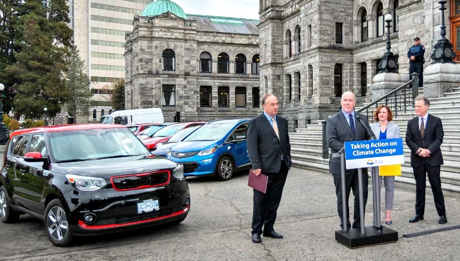 B.C. introduces law to require cars, trucks sold by 2040 be zero