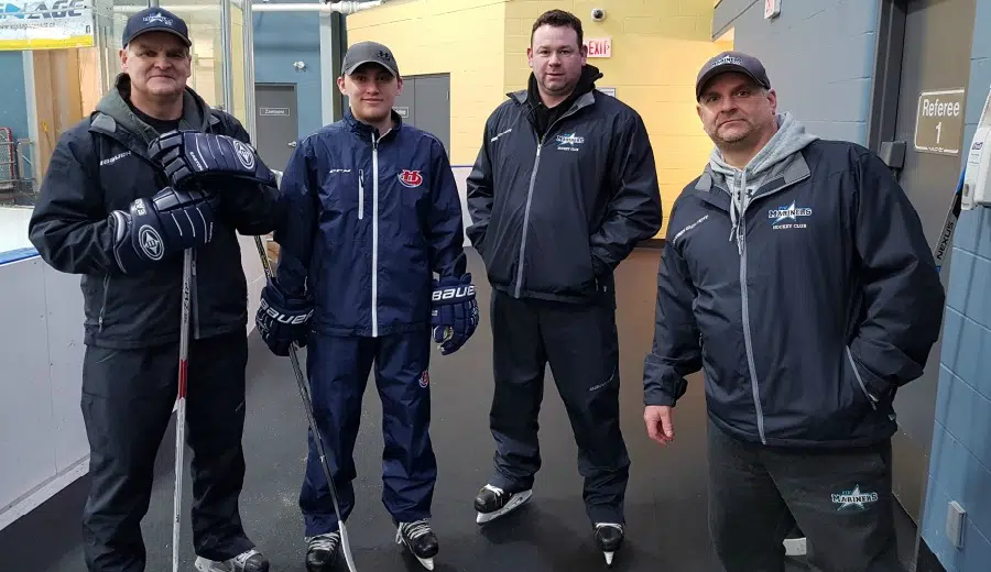 Nanaimo athletes play significant role on Vancouver Island Seals hockey