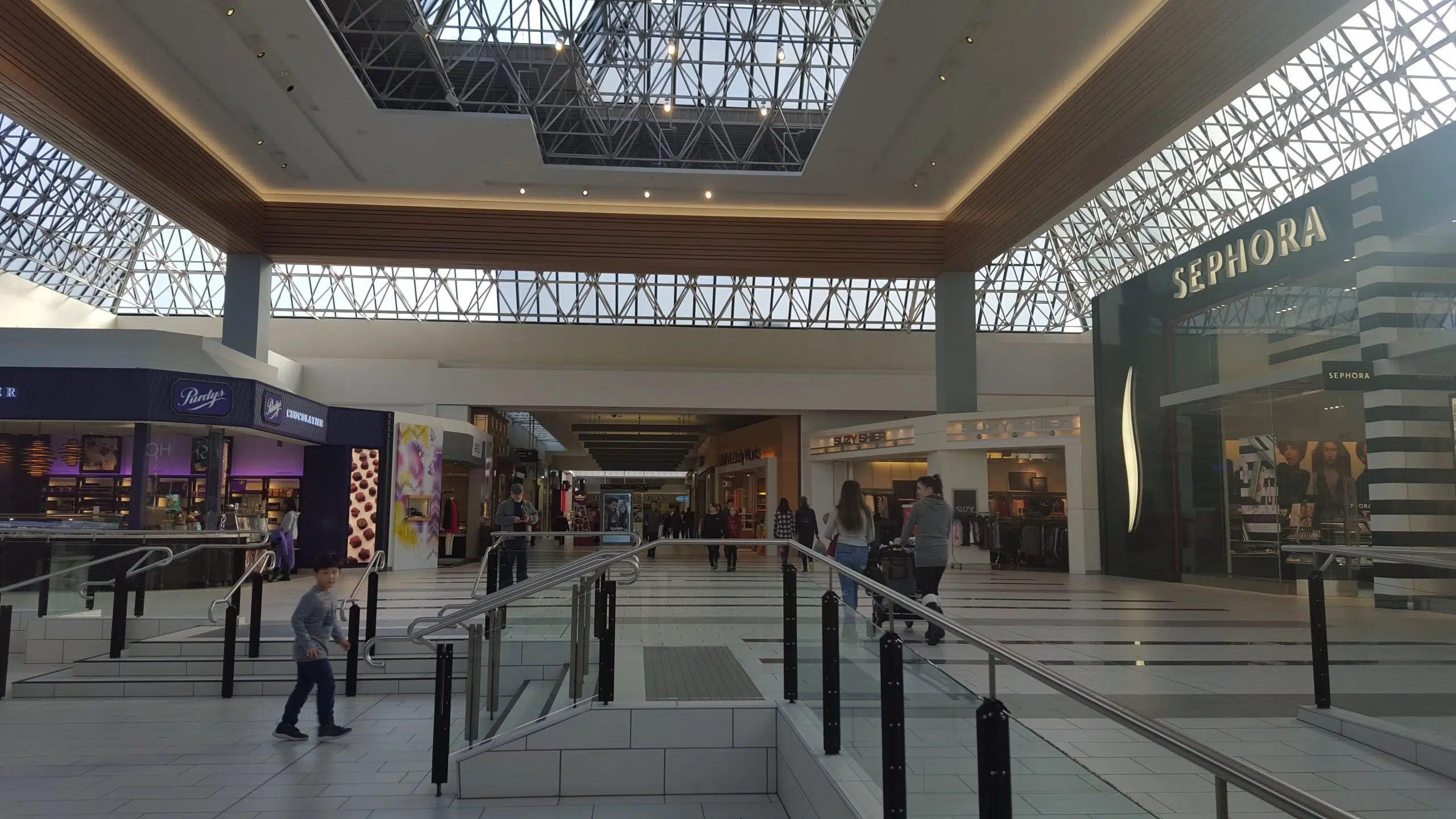 Indoor skating rink coming to Nanaimo’s Woodgrove Centre