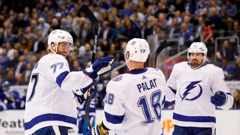 Kucherov finishes with 4 points, Lightning beat Leafs 7-3