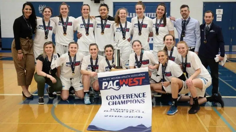 VIU Mariners Women's Basketball Team Aims for National Title on