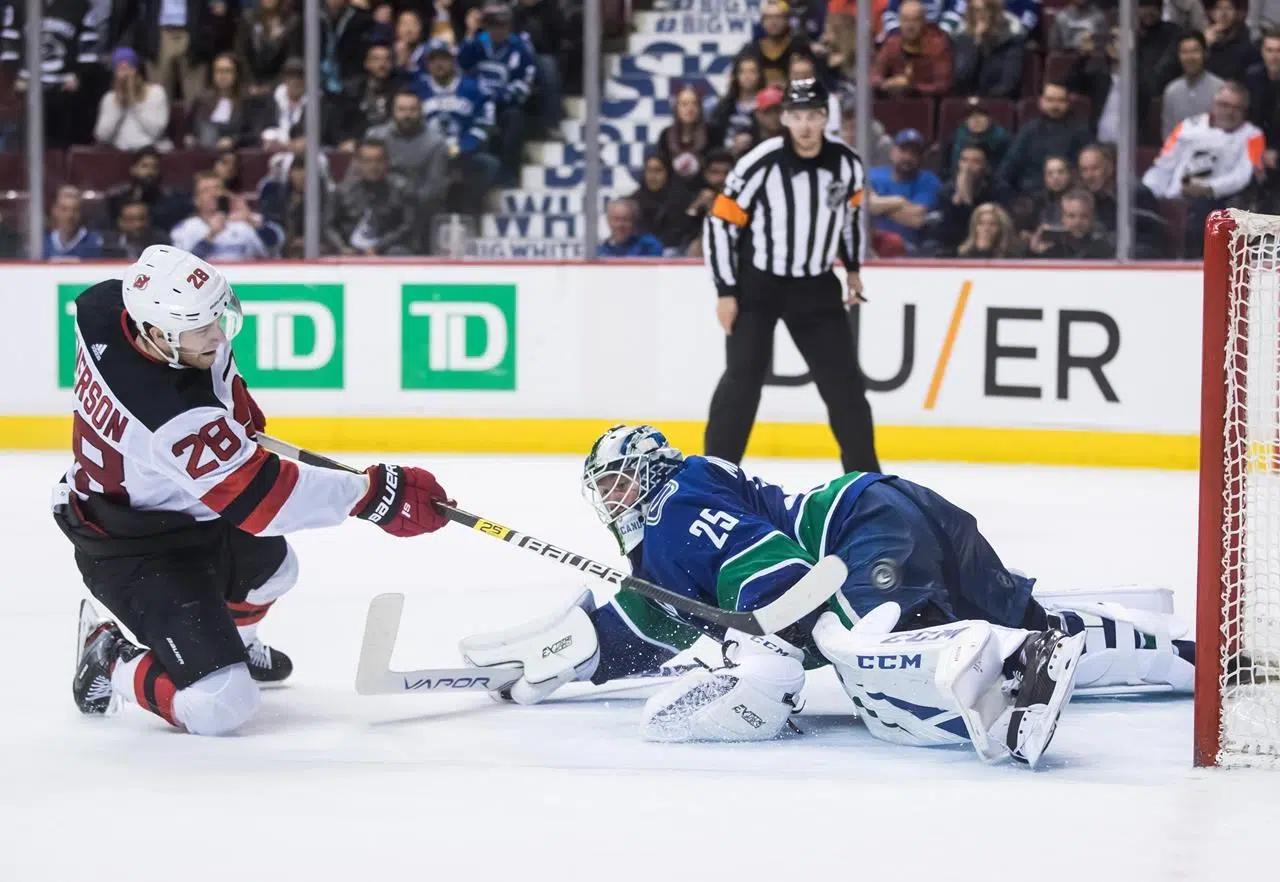 vancouver canucks new jersey devils