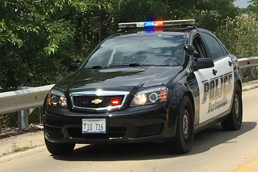 Bartonville Police investigate robbery 93.3 The Drive