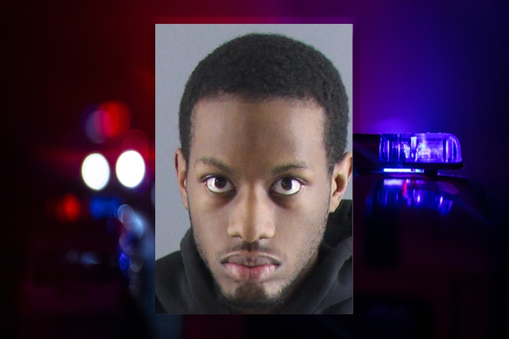 Man arrested on weapons, traffic charges - Vimarsana News