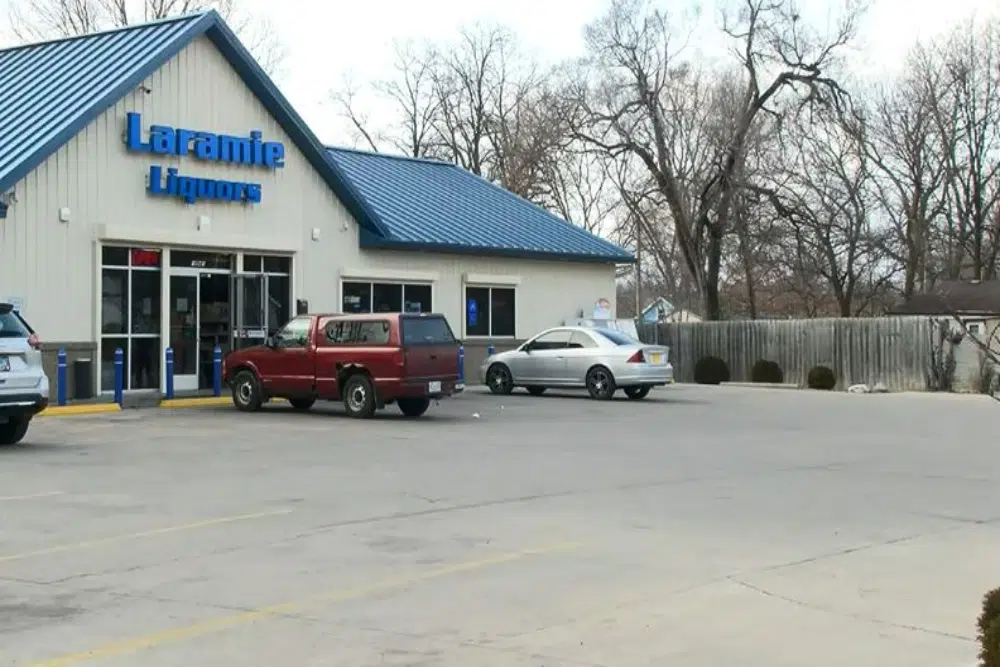 Shooting victim sues alleged shooter, liquor store 93.3 The Drive